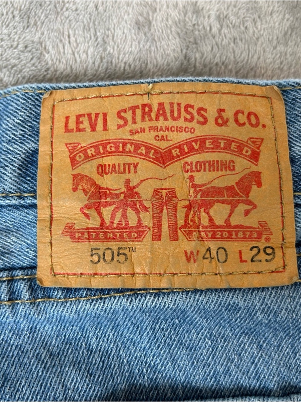 LEVI'S 505 Regular Fit Straight Leg Jeans Men’s 40x29 Light Wash Cotton Denim - Picture 11 of 16